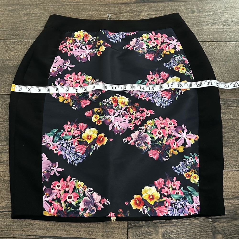 Ted Baker size 4 (10) Floral Print Women's Skirt - Picture 9 of 9